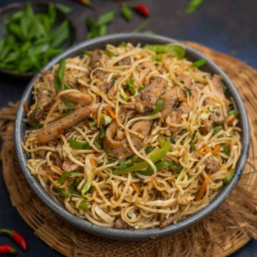 CHICKEN NOODLES