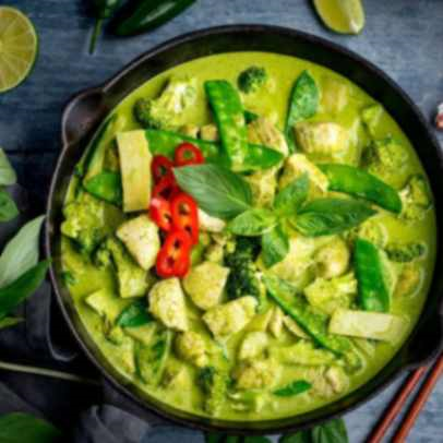 CHICKEN GREEN CURRY 